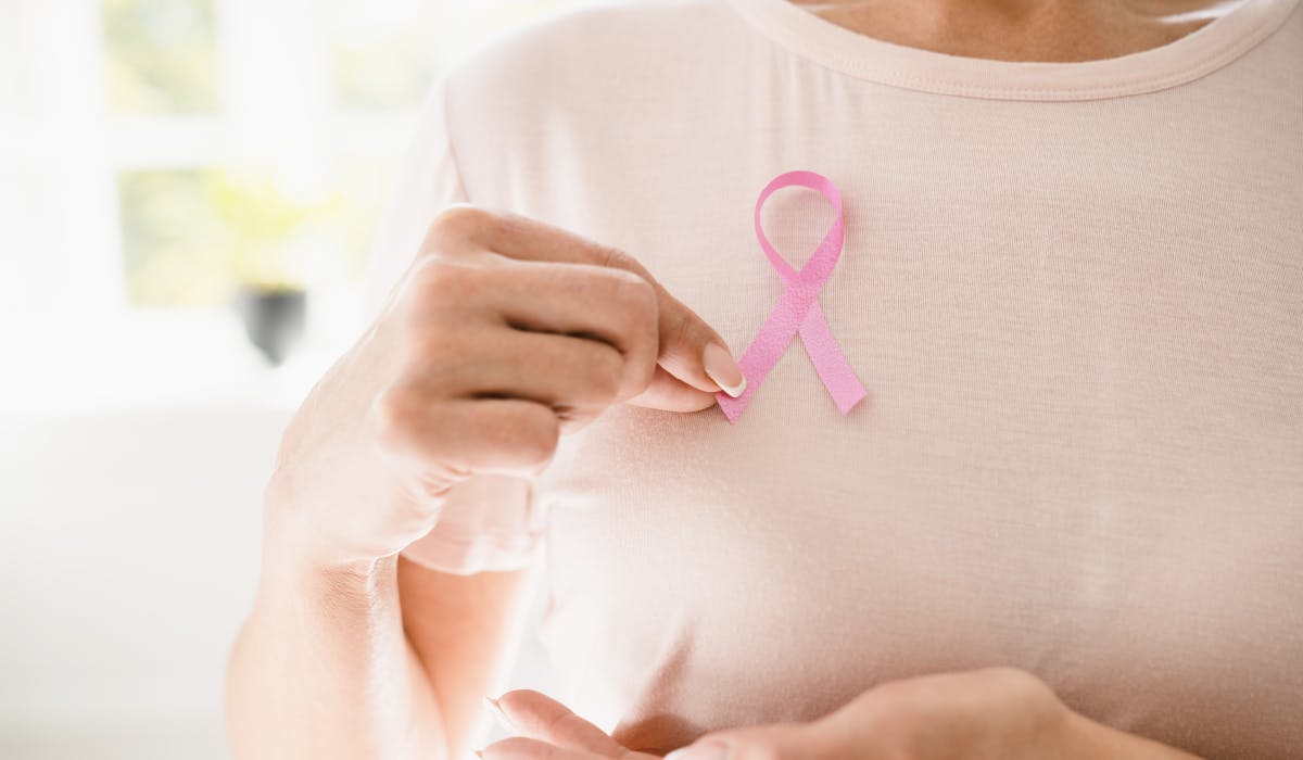 Slovenskí vedci spájajú sily s privátnymi investormi, aby priniesli personalizovanú liečbu pacientom s rakovinou prsníka